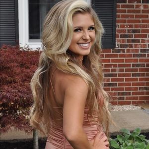 Meet your Posher, Whitney